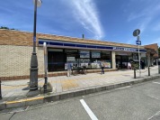 ローソン・スリーエフ大磯駅前店