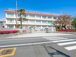 平塚市平塚２丁目