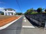 東側前面道路