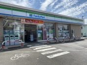 ファミリーマート平塚岡崎店
